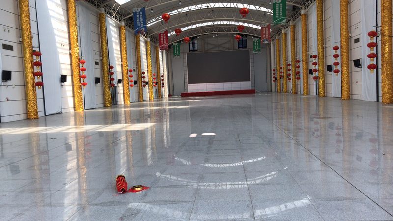 亚克力标识牌定制：揭秘其背后的工艺与价值